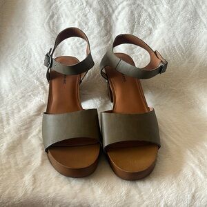 Lucky Brand Sandals